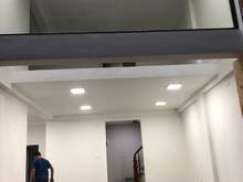 Hình ảnh Cho thuê 3 tầng nhà mới xây xong 80m2 có thang máy , sổ đỏ chính chủ