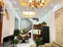 Hình ảnh Cần bán gấp nhà 5 tầng siêu đẹp tại Đường Láng giá nhỉnh 4 tỷ 40m2
