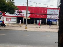 Hình ảnh Cho thuê mặt bằng mặt tiền đối diện COOPMART Âu cơ