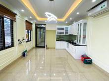 Hình ảnh 12.9 tỷ! Bán nhà Nguyễn Trãi, Ô tô, thang máy, 50m2, hàng xóm FAFILM.