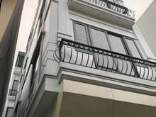 Hình ảnh Ô tô tải đỗ cửa S rộng giá rẻ so với tầm phân khúc