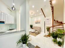Hình ảnh Bán nhà Quận Hải Châu, Đà Nẵng. 3 lầu, 4 PN, Mt 5m. 100m2. Giá siêu rẻ
