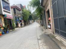 Hình ảnh Bán nhà 4 tầng 1 tum mặt phố Tân Thuỵ, đang có cửa hàng cho thuê