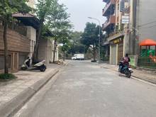 Hình ảnh Bán nhà 3 tầng khu đấu giá tầm dâu, Việt Hưng, nội thất gỗ cao cấp