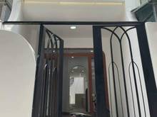 Hình ảnh Bán Nhà Khuôn Việt Hẻm Oto thông.
