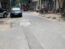 Hình ảnh Nhà phân lô  ngõ 102 Ngụy Như Kom Tum, dt 70m x6t,mt5.1m, 28tr/th
