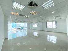 Hình ảnh Cho thuê nhà MT Nguyễn Thị Thập p.Tân Phong Q7. 5.5x25m thang máy