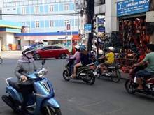 Hình ảnh Bán Nhà Mặt Phố Kinh Doanh Lạc Long Quân P11 Tân Bình, Không Lộ Giới