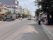 Hình ảnh Bán nhà ngay mặt tiền Phạm Văn Bạch, quận Tân Bình
