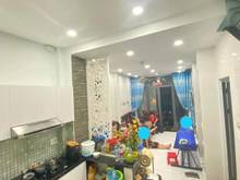 Hình ảnh HXH 8m Lạc Long Quân, P.3, Q.11, ba lầu, giá 6.8 tỉ.