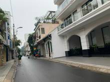 Hình ảnh Cần bán nhà MT đường Huỳnh Khương Ninh, Quận 1