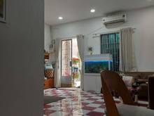Hình ảnh Nhà 6x10 có sân 12m2 2PN có nội thất 1 trệt hẻm xe hơi hợp làm vp