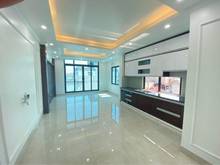 Hình ảnh Nhà Cầu Giấy,Kinh Doanh,Thang Máy Ô Tô  Vào Nhà;DT 55x7T giá 11.8 Tỷ