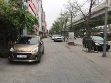 Hình ảnh Bán nhà mặt phố Phạm Văn Đồng, Cầu Giấy, 6 tầng, hầm để xe, 13.8 tỷ