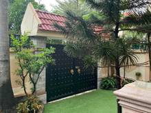 Hình ảnh Bán biệt thự SÂN VƯỜN, HỒ BƠI KHU COMPOUND Q2 - DT: 400m2 - 80 tỷ