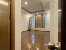 Hình ảnh Cho thuê nguyên căn hẻm 6m Cô Bắc,phường 1 Quận Phú Nhuận