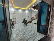Hình ảnh Bán Gấp Nhà Võng Thị, Tây Hồ, Mới, Đẹp, 2 THOÁNG, 10m Ra ÔTÔ,Giá 4.5tỷ
