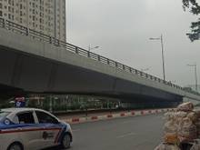 Hình ảnh Bán nhà phân lô phố Phan Văn Trường, diện tích 200 m2