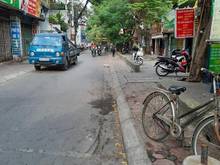 Hình ảnh Cần bán nhà mặt ngõ ô tô tránh phố Quần Ngựa, dt 41m, giá 7 tỷ.