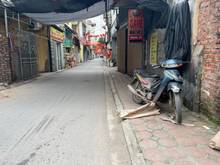 Hình ảnh Cần bán 56m2 đất  xóm 5 Đông Dư. Đường thông xe ô tô,gần hồ điều hòa