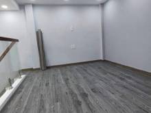 Hình ảnh Nhà tân bình giá rẻ . Giáp trung tâm quận 10 .