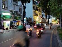 Hình ảnh Cho Thuê Tòa Nhà Vip (10x14) Hầm,6 Tầng,TM,Trường Sa,P.2,Q.Phú Nhuận