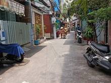 Hình ảnh Bán nhà quận 10 giá rẻ, chính chủ khách cần bán gấp, có sổ hồng riêng.