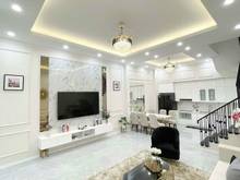 Hình ảnh Tôi cần bán nhà mới 6 tầng. Diện tích 50m2. Ngang 5.8m. Thang máy.