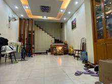 Hình ảnh Phố Vũ Thạch trung tâm Đống Đa, 42m2 x 5 tầng, nhà mới, ngõ thông.