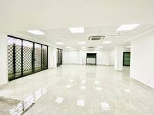 Hình ảnh Cho thuê tòa nhà đang hoàn công Hai Bà Trưng, Quận 3. DT: 14 x 28m
