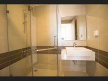 Hình ảnh Bán căn 2PN 2WC 74m2 RiverGate Quận 4 đầy đủ nội thất giá tốt 4.77 tỷ