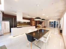 Hình ảnh CC bán BThự VIP Trần Não,dt=16x27,trệt 2L,giá 59 tỷ( đơn giá=196tr/m2)