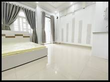 Hình ảnh Phòng ban công Full NT sát cv làng hoa