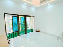 Hình ảnh ( 4.95 TỶ ) Nhà Đẹp Lung Linh - Phong Cách Cổ Điển - PHÚ NHUẬN