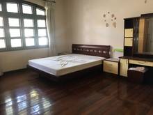 Hình ảnh Cho thuê biệt thự sân vườn 20x21m  hầm trệt 1 lầu 1 tum CMT8 Tân Bình