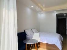Hình ảnh Bán nhà mặt tiền CMT8, Q3, sẵn HĐT 80 tr/th, giá: 42 tỷ. DT 6.6x22.5m,