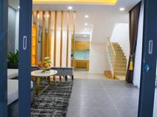 Hình ảnh bán nhà quận 4, tôn thất thuyết- 4 x 10 x 5 tầng