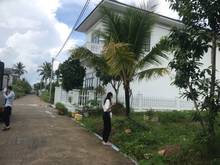 Hình ảnh Nền nhà nằm ngay trong khu biệt thự cửa Dương.