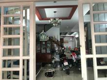 Hình ảnh Bán nhà 1 trệt, 3 lầu, 2 giếng trời thoáng mát đường Huỳnh Văn Một