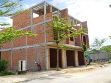 Hình ảnh Siêu phẩm nhà phố xây sẵn 1 trệt 2 lầu ngay ngã tư Miếu Ông Cù