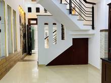Hình ảnh Gấp Bán nhà đường Tân Hương,Tân Phú,64m2, 5 tầng hẻm xe hơi quay đầu