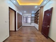 Hình ảnh bán nhà đường láng- mặt tiền rộng - ngõ cực thoáng - nhỉnh 4 tỷ.