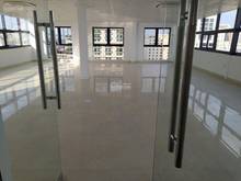 Hình ảnh Cho thuê nhà Mp Trung Hoà, 210m2 x 4 tầng, mặt tiền 20m, 180tr/th