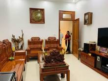 Hình ảnh Tòa Nhà Văn Phòng Siêu Đẹp Trần Quốc Hoàn, Lô Góc Mặt Tiền Rộng Nhỉnh