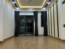 Hình ảnh Nhà Bán Đẹp Rẻ Hẻm 5m 40m2 4 Tầng Cmt8, P.15, Quận 10, Nhỉnh 6 Tỷ