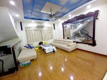 Hình ảnh Bán nhà phố Xuân Thủy,  nhà đẹp, 3 thoáng, DT 80m, 5T, chỉ 6 tỷ