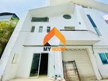 Hình ảnh VILLA kính trắng xinh trúc mọc đầu đình có 1-0-2 ạ
