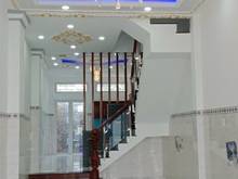 Hình ảnh Gấp bán nhà An Dương Vương, Q8, 4 tầng, Hẻm xe hơi , cách MT 20m