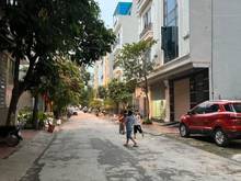 Hình ảnh Bán Đất LK Văn La, ôtô, vỉa hè, kinh doanh 50m2, Mt 5.6 m, Giá 6.7 tỷ.