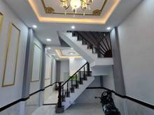 Hình ảnh Nhượng lại căn nhà 1 trệt 1 lầu ngay gần chợ Bình Chánh giá chỉ 890tr